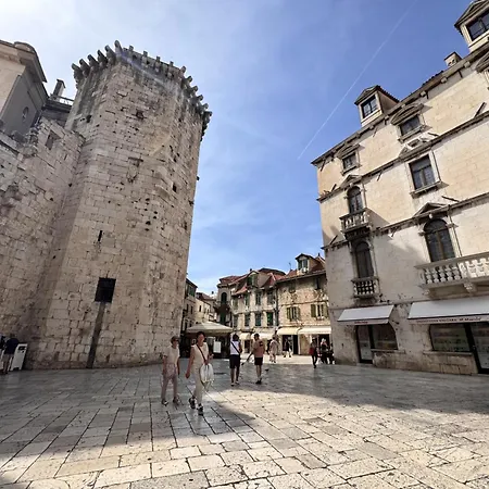 Lejlighed Soul-steps From And Center